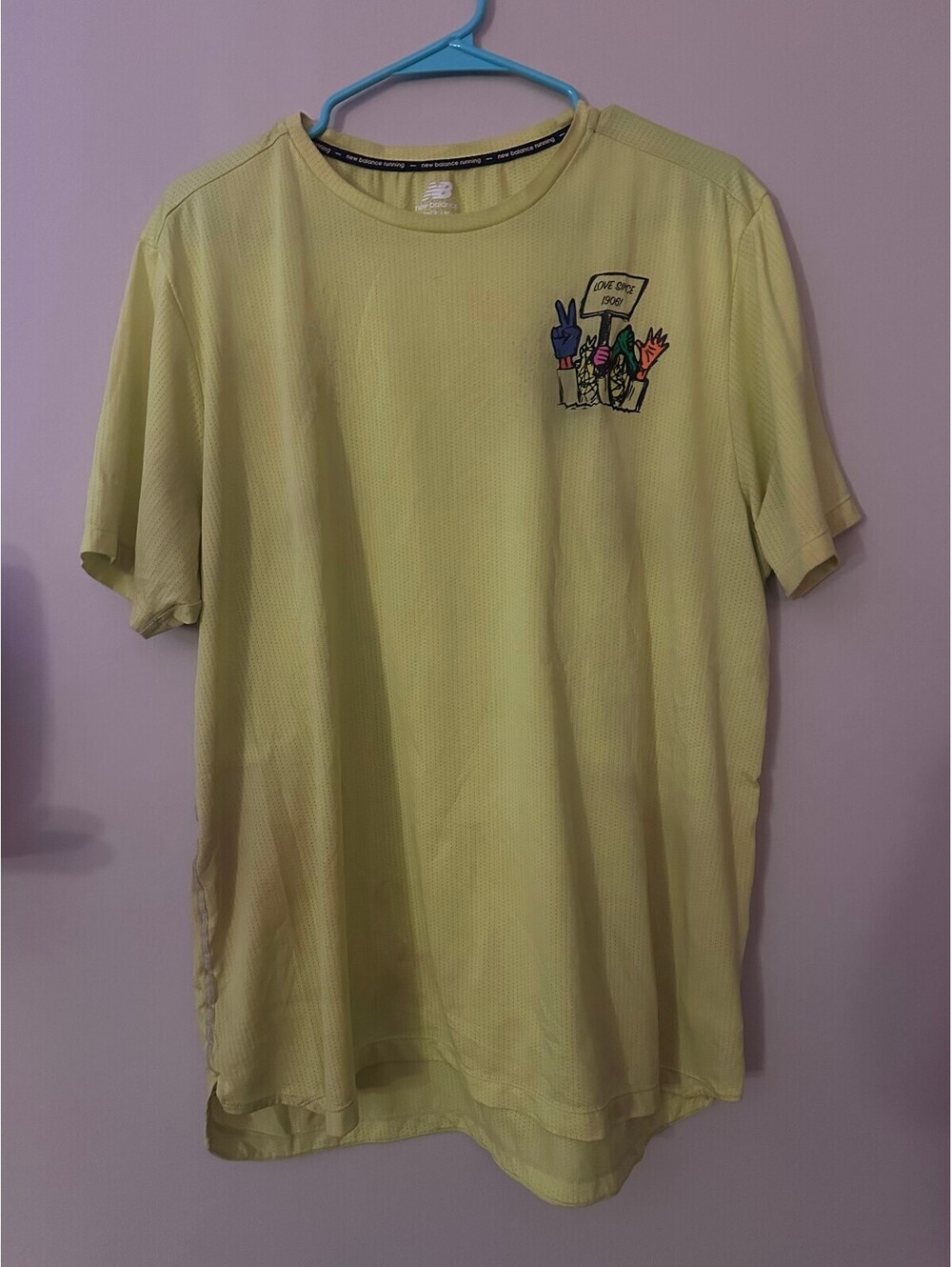 XL New Balance Yellow Top